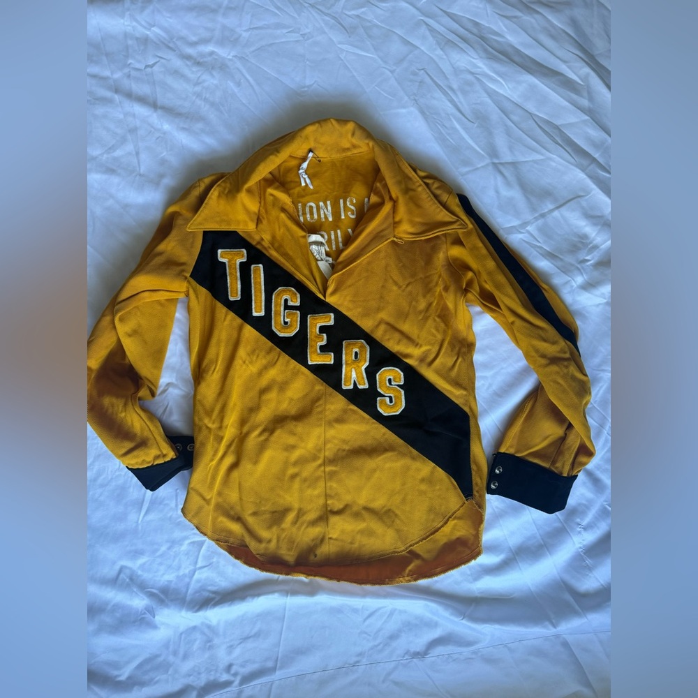 1970’s Tigers shirt vintage reworked with made in Italy hand print on the inside